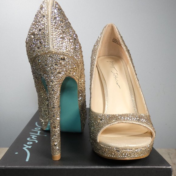 NiB SPARKLING Betsey Johnson Dane Peep Toe Pump, Light Gold, 8.5 - Picture 6 of 16